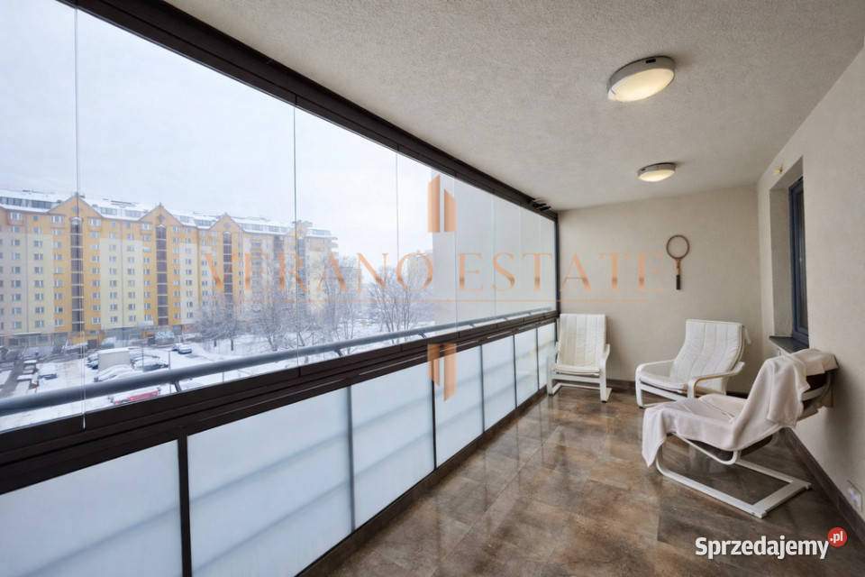 Wyjątkowe Przestronne Duży Balkon