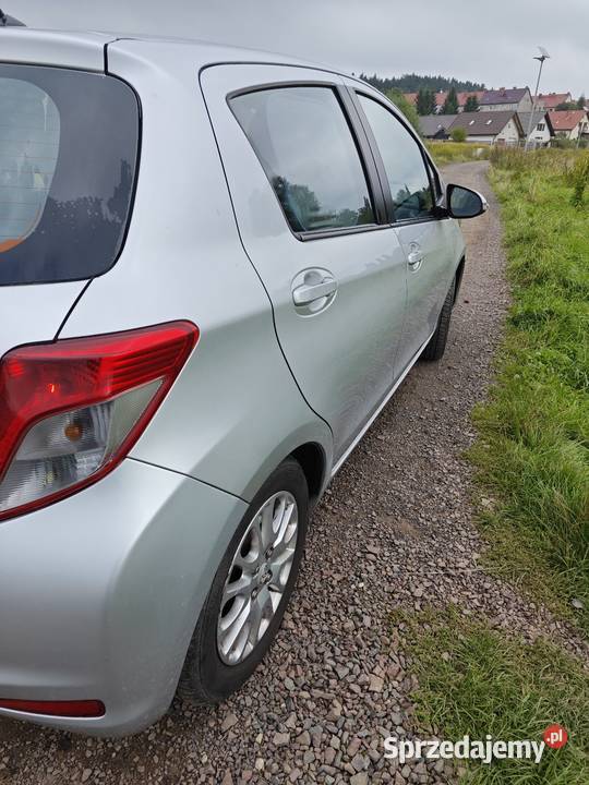 Toyota Yaris III 14 D4D srebrny Boguszów-Gorce sprzedam