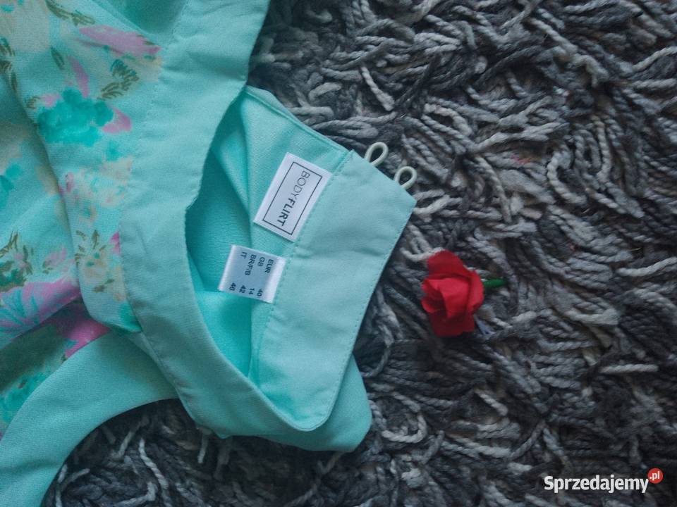 Sukienka w kwiaty Chrzanów