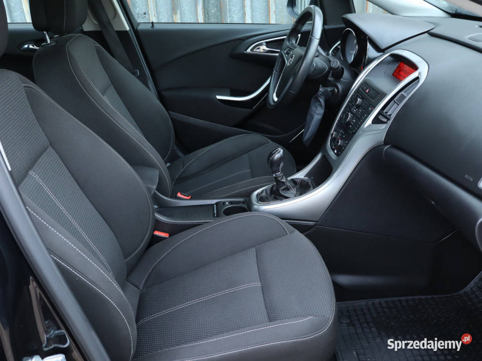 Opel Astra 14 T podgrzewane fotele śląskie Katowice