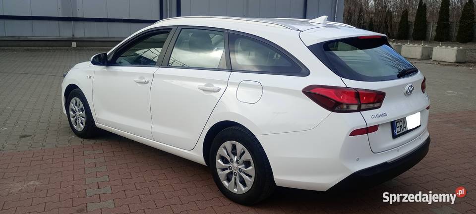 Hyundai i30 15 DPI benzyna 2022 Śliczne Auto nieuszkodzony Radomsko
