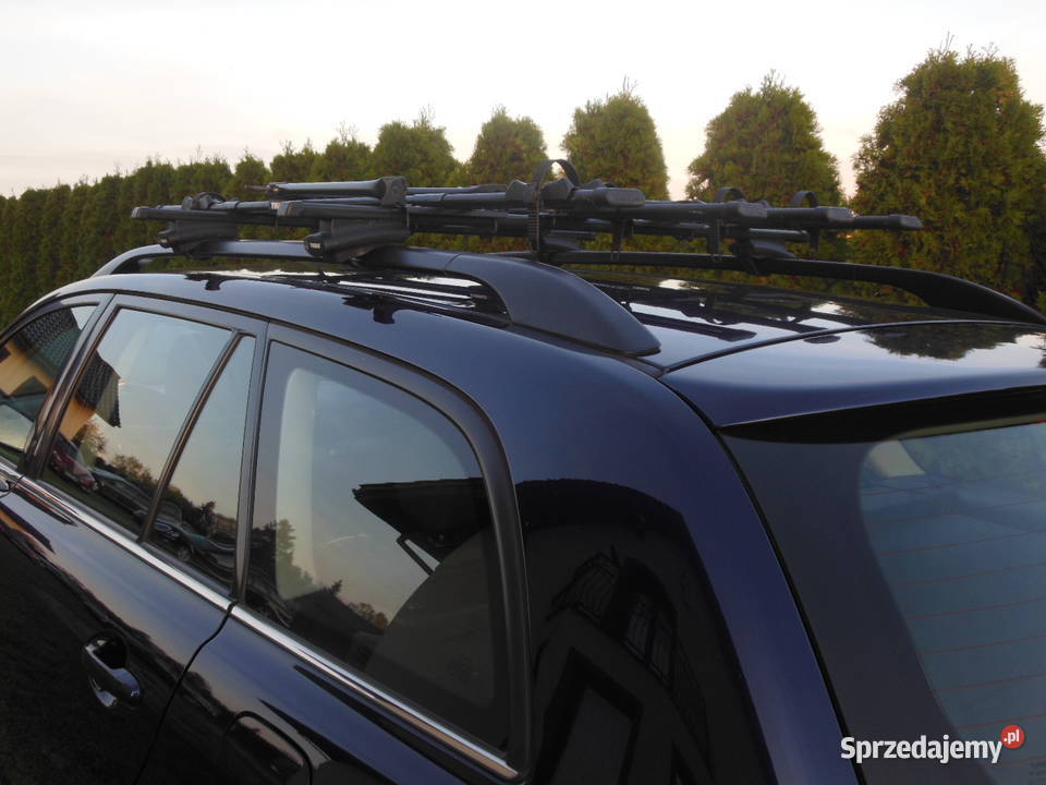 Toyota Avensis Oryginalny lakier Bagażnik na 4 isofix Avensis Lubin sprzedam