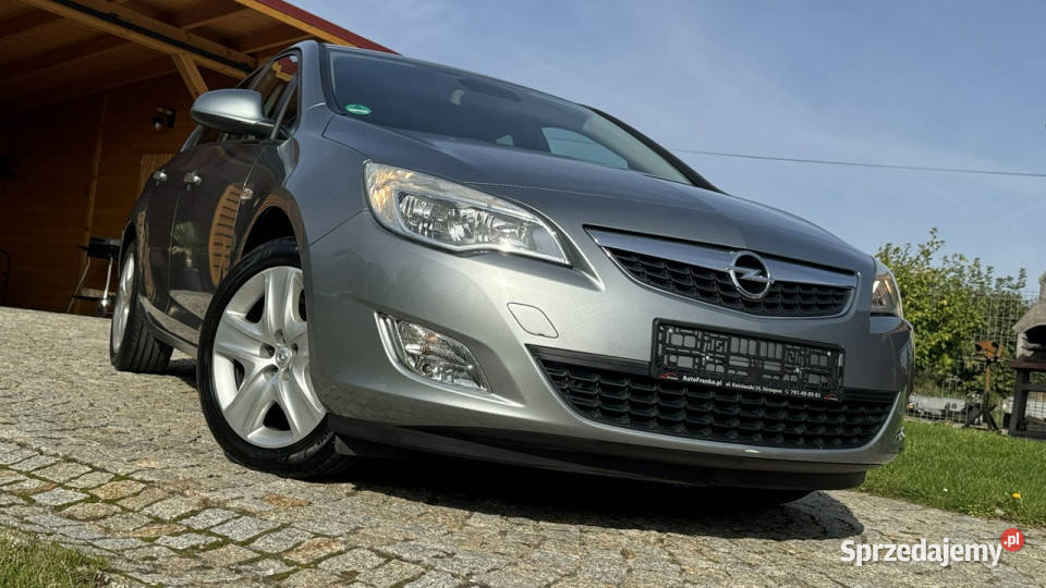 Opel Astra 14 TURBO 120 z Niemiec Bogata wersja Strzegom sprzedam