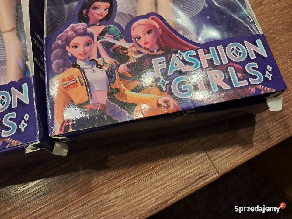 3 nowe lalki wysokość 30 uszkodzone pudełka nie