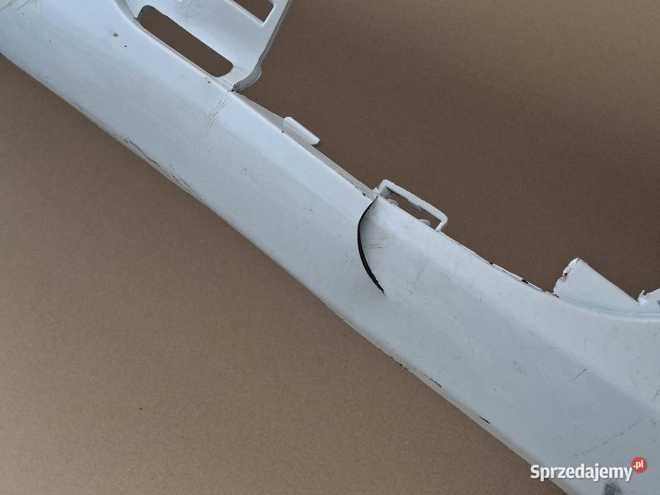PEUGEOT 308 II ZDERZAK PRZÓD ABSORBER KRATKA Bieleń