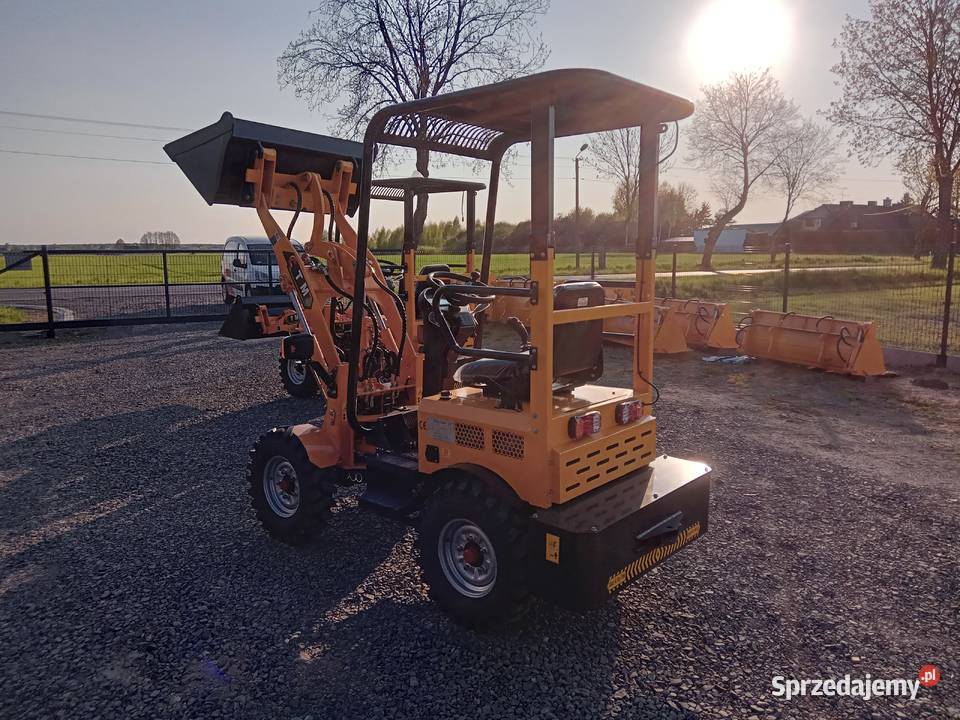 Nowa elektryczna ładowarka kołowa CTM 604 Parczew