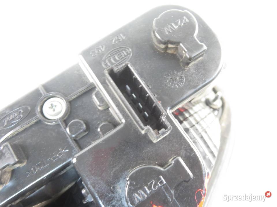 LAMPA LEWA TYLNA KLAPA FORD S I WA6