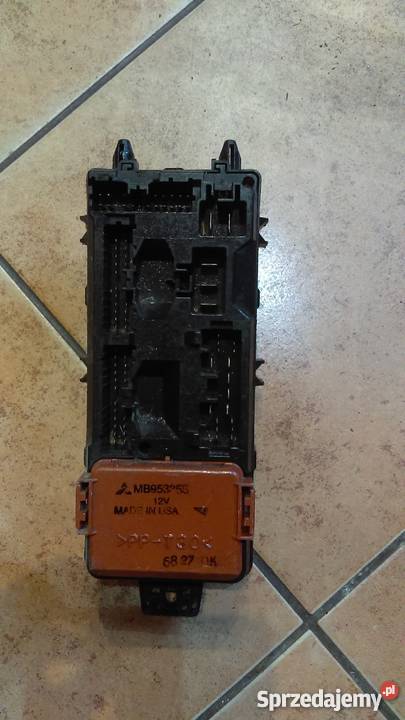 Skrzynka BSI Mitsubishi Carisma MB953355 Części wielkopolskie