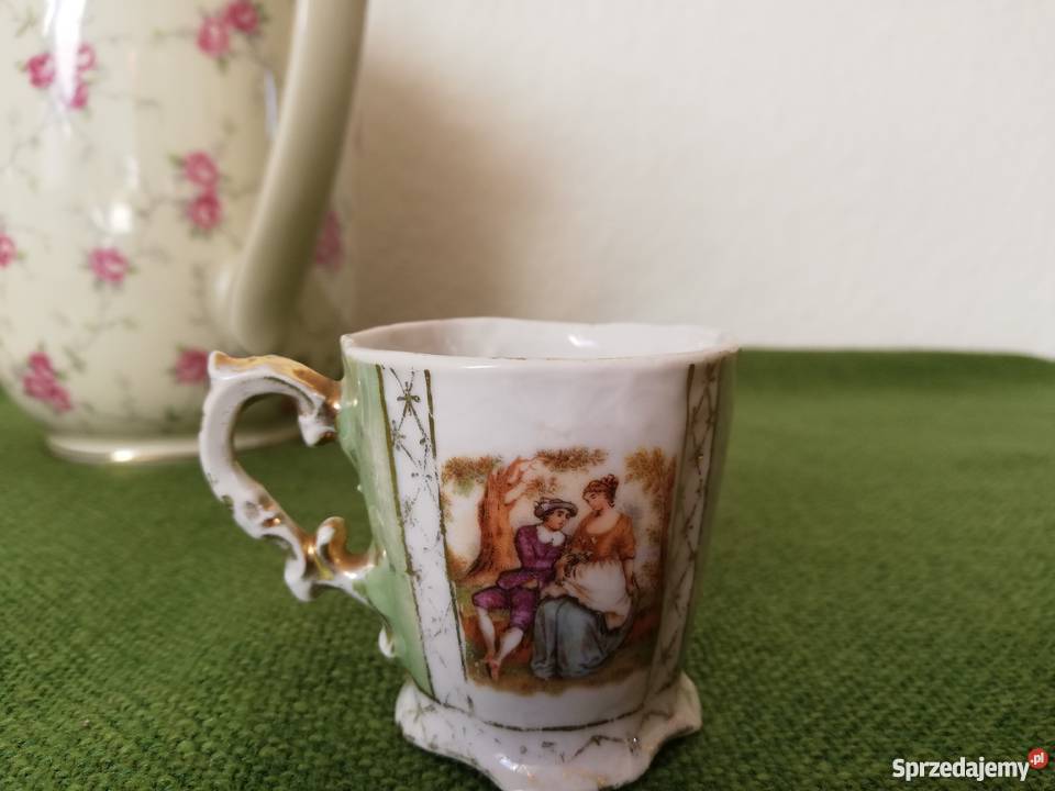 Stara porcelana filiżanka sygnowana