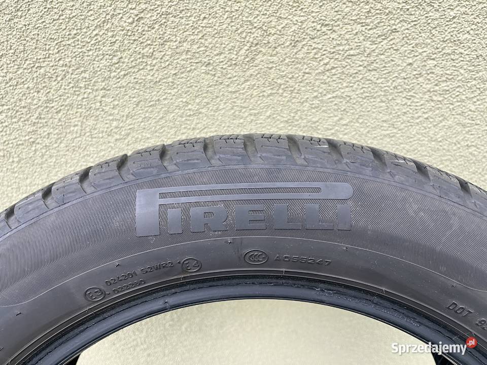 Opony zimowe Pirelli Sottozero 3 21555 R17 sprzedam