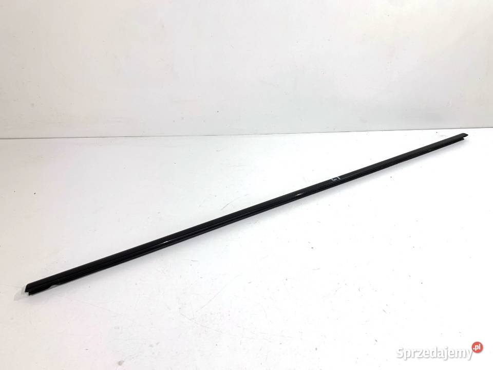 LISTWA ZGARNIAJĄCA TYŁ LEWY BMW E71