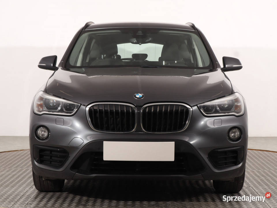 BMW X1 xDrive18d elektrycznie ustawiane fotele X1 śląskie Katowice