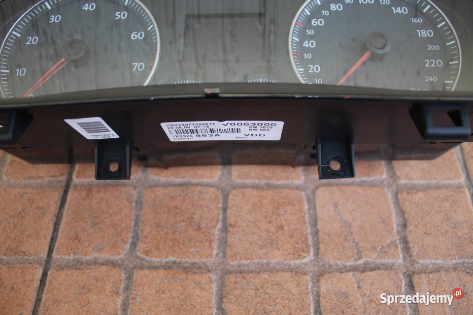LICZNIK VW GOLF V 16 1K0920863A osobowe sprzedam