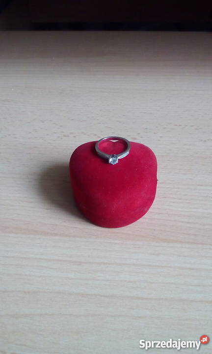 Piorścionek srebrny Węgorzyno
