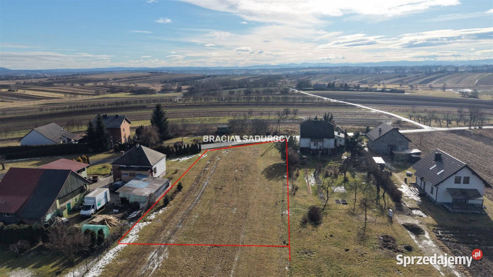 Grunt 1600m2 Czułów