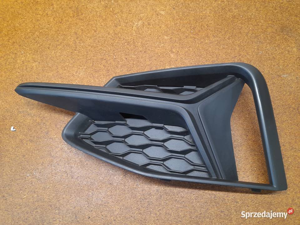 KRATKA W ZDERZAK LEWA PRZÓD AUDI A7 C8 4K8 S