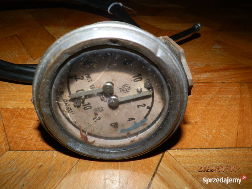 Zegary i stacyjki Przeworno