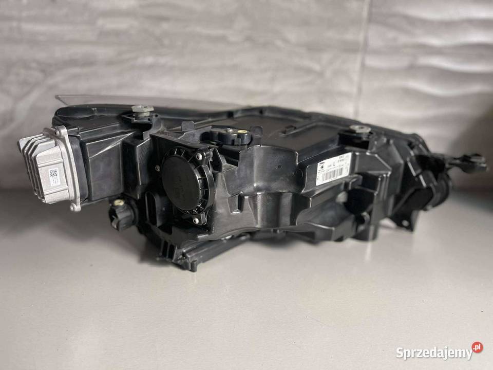 SEAT IBIZA 5 PRAWA LAMPA PRZÓD 201723 6F1941007C osobowe sprzedam