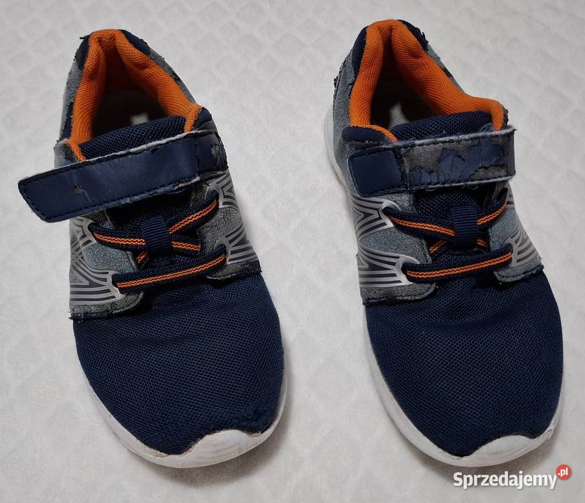 Buty chłopięce sportowe na rzepy granatowe 3133 Czeladź sprzedam
