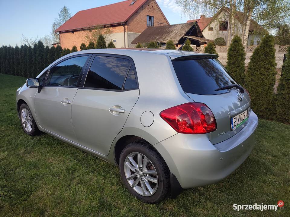 Sprzedam Toyotę Auris Zarejestrowany w Polsce Marzenin sprzedam