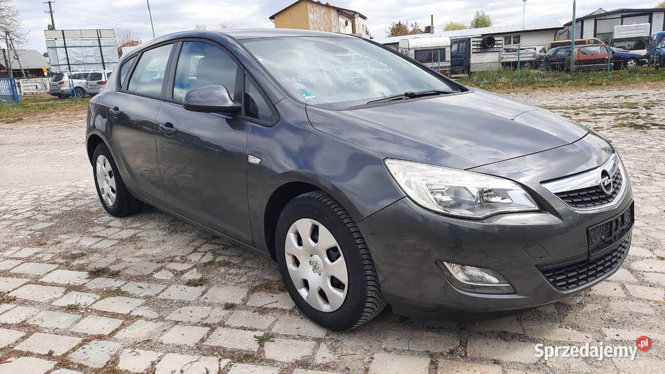 Opel Astra 14 Turbo Edition Klima sprawna lubelskie sprzedam