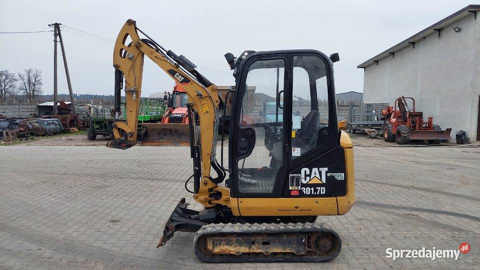 Minikoparka CAT 3017D 2016 1622h rozsuwane Koparki Sochaczew