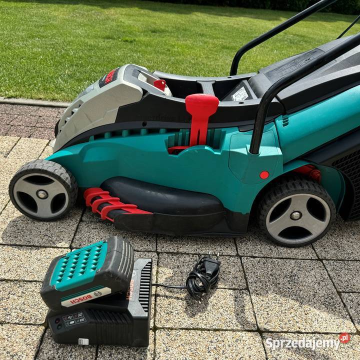 Kosiarka akumulatorowa Bosch Rotak 43Li z koszem sprzedam