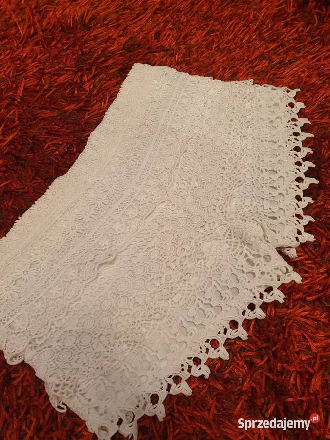 Białe koronkowe spodenki M L Radom