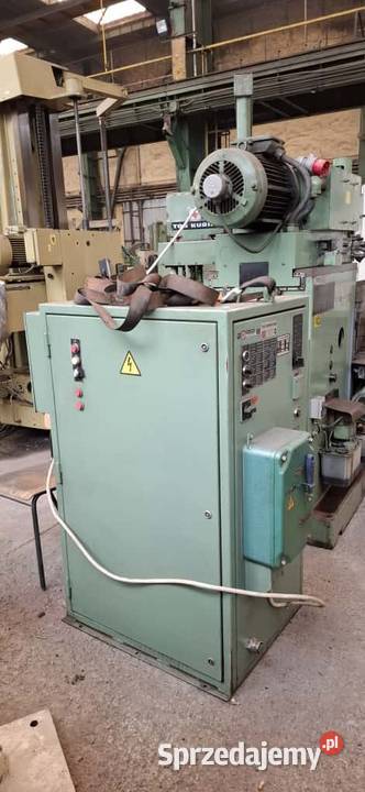 Frezarka TOS KURIM FGS 3240 Produkcja Tarnowskie Góry