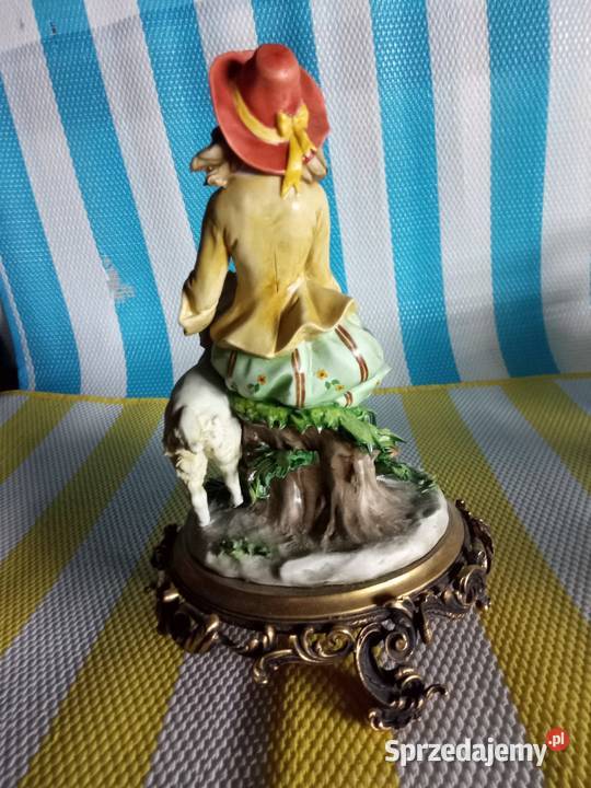 Figurkę sprzedam Borówno