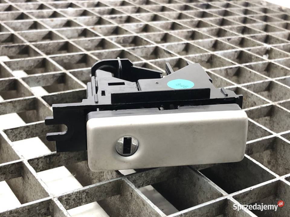 SCHOWEK PASAŻERA PORSCHE CAYENNE Hatchback 0210