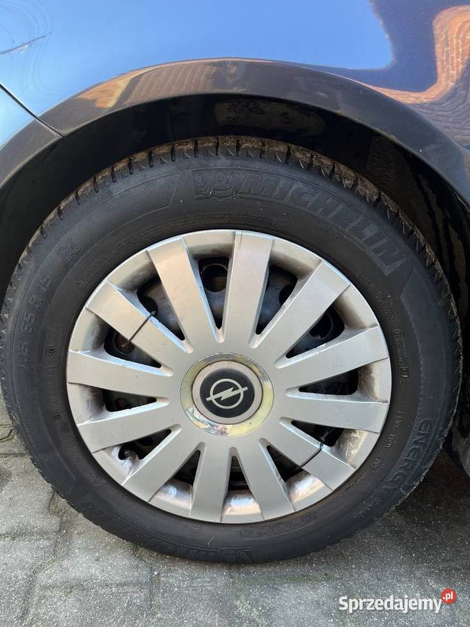 Opel Corsa D 5 drzwi zarejestrowana do jazdy 75KM łódzkie Koluszki sprzedam