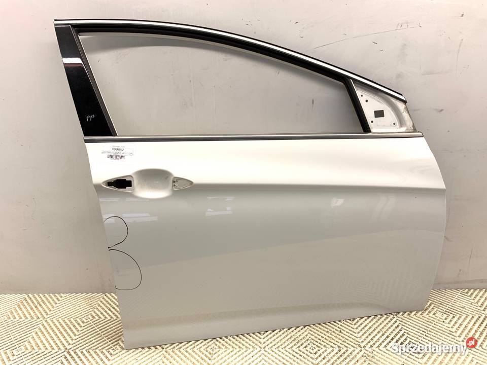 DRZWI PRAWY PRZÓD HYUNDAI i40 Hatchback NCW podkarpackie