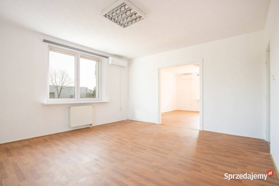 Lokal użytkowy z ogrodem i miejscami postojowymi Poznań