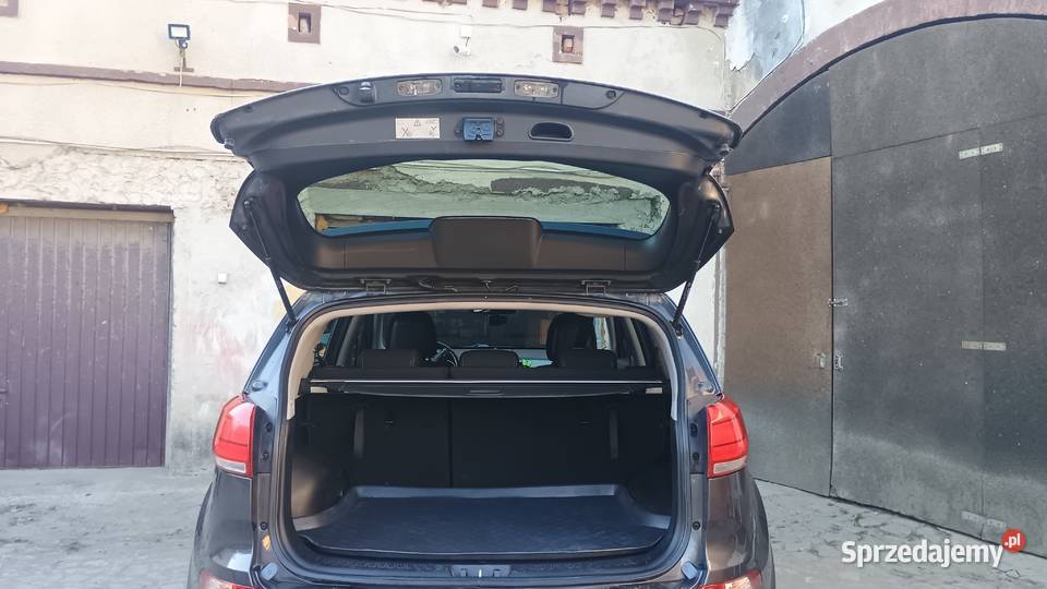 Sprzedam Kia Sportage zamienię na Puegot 3008 nieuszkodzony dolnośląskie Łagiewniki