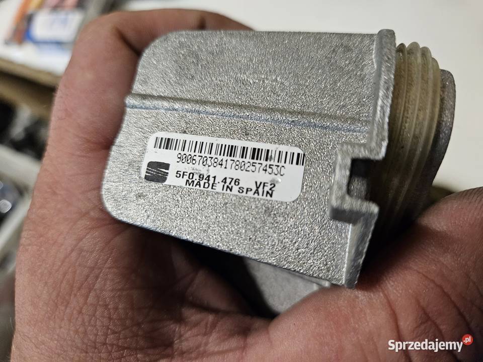 SEAT LEON 3 III MODUŁ PRZETWONICA LED 5F0941476 Międzychód sprzedam