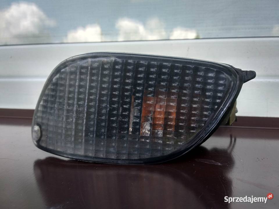 Ford Focus MK1 przedlift kierunkowskazy przednie Oświetlenie Sieradz