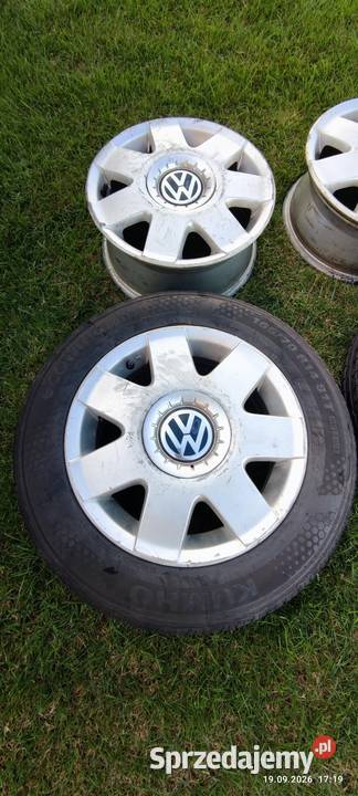 Alufelgi R14 z 2 oponami KUMHO 16570R14 Nysa