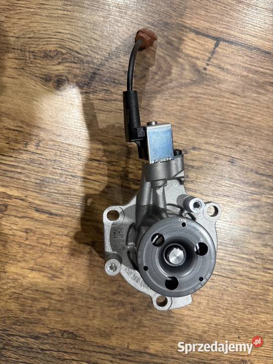 Pompa wody NOWA 010289803 KT 04L907284