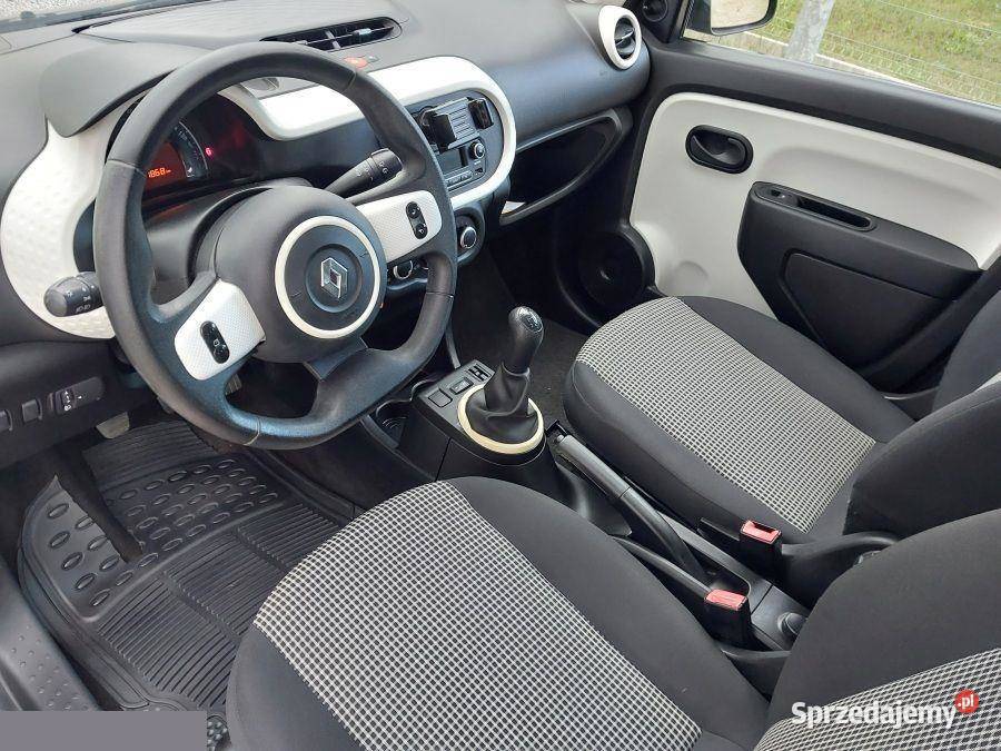 Renault Twingo 10 benzyna 71 2015r dolnośląskie Goszcz