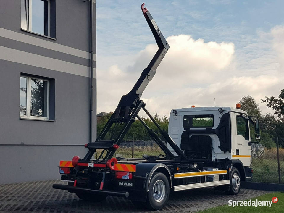 MAN TGL 12220 HAKOWIEC 4x2 KLIMA HAKOWIEC DO Poręba