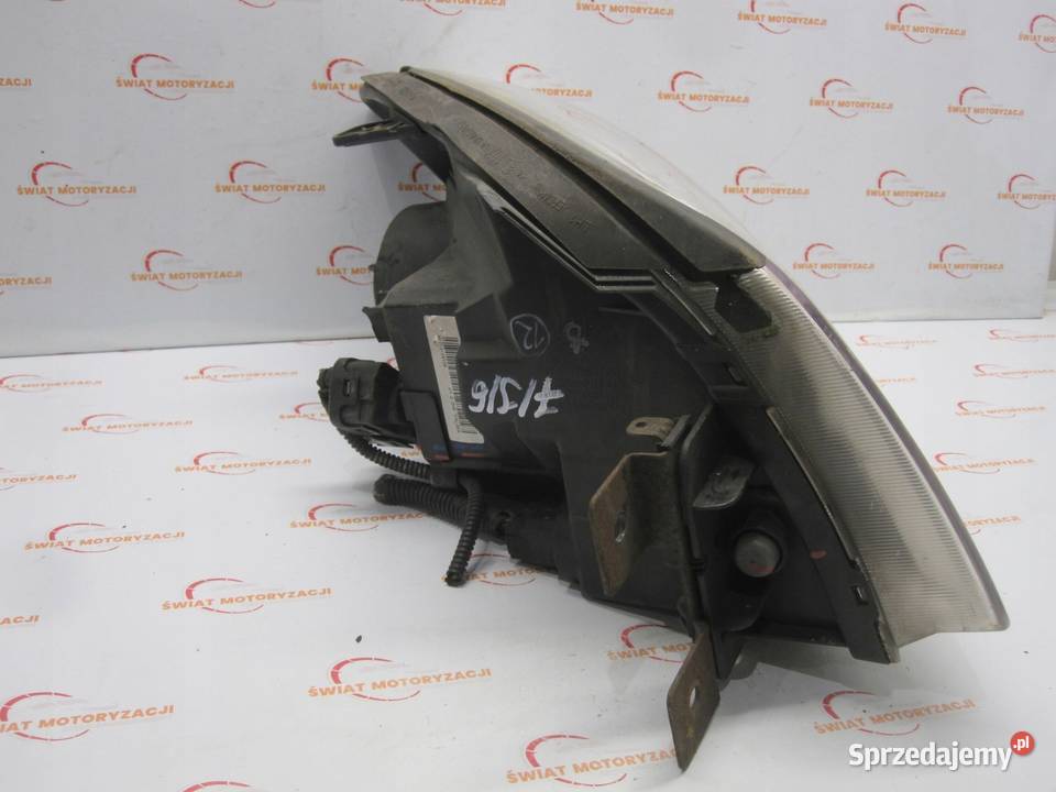 KIA SPORTAGE II LIFT 10r lampa lewa przód ANGLIK Kielce