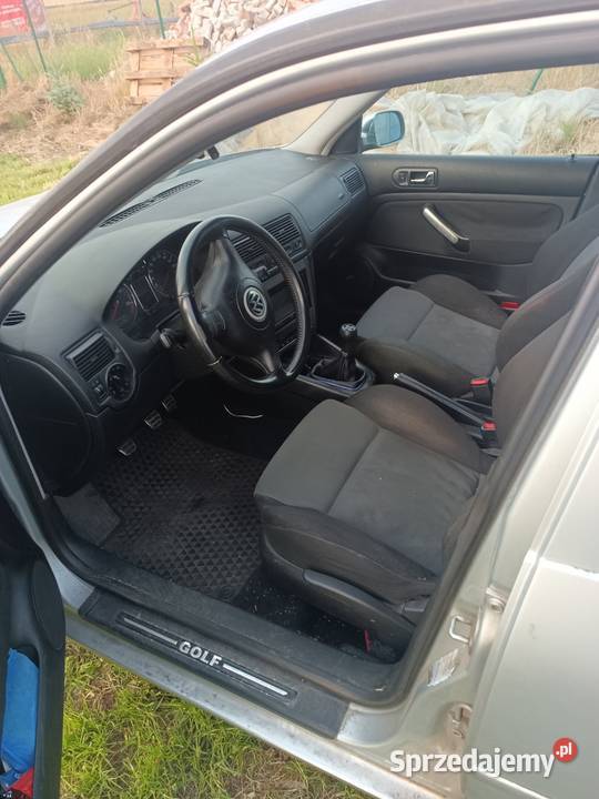 Golf 4 19 TDI 2001r 110 333333km zachodniopomorskie Dębno