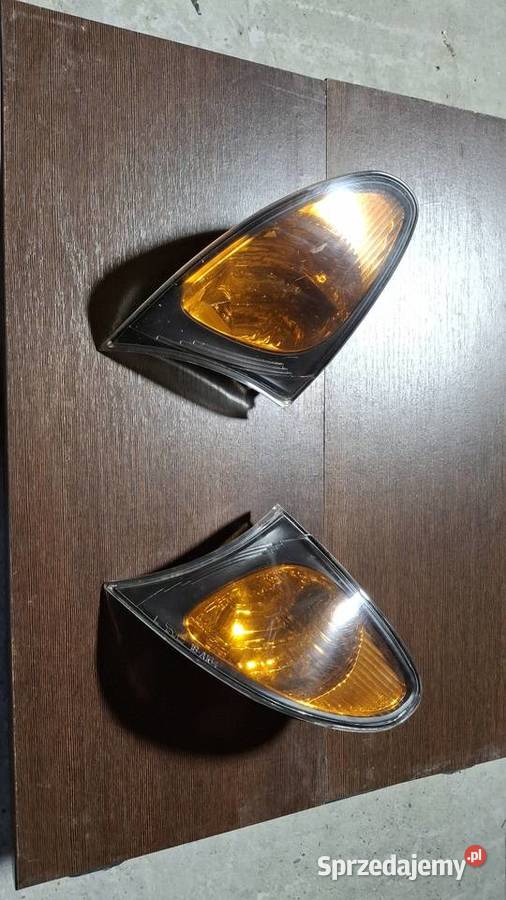Kierunkowskazy Bmw e46 polift oryginał Rok produkcji 2002 Jaworzno sprzedam