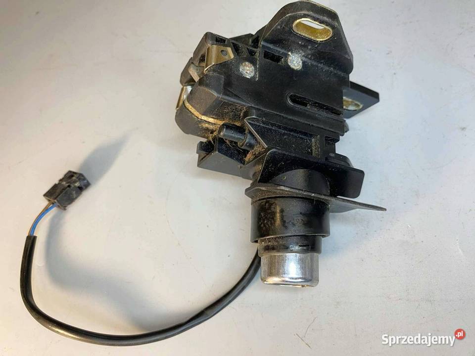 MercedesBenz E W124 1992 Zamek klapy tylnej Części samochodowe Łagiewniki
