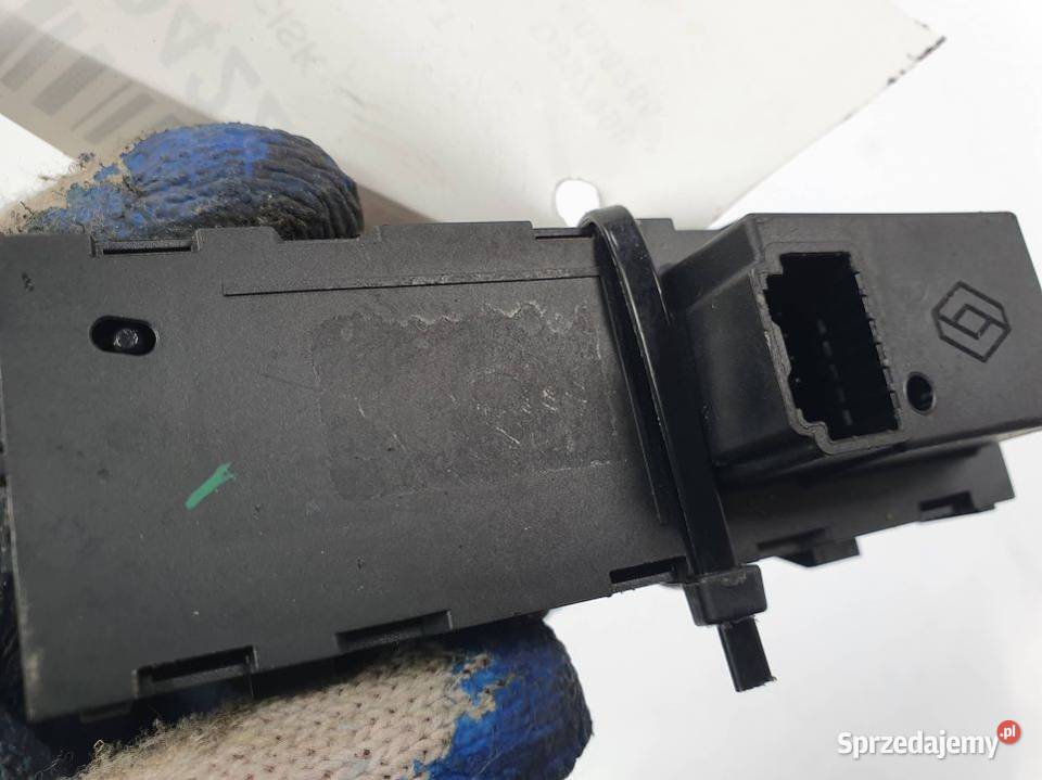 PRZYCISK RENAULT CAPTUR PANEL NAWIGACJI