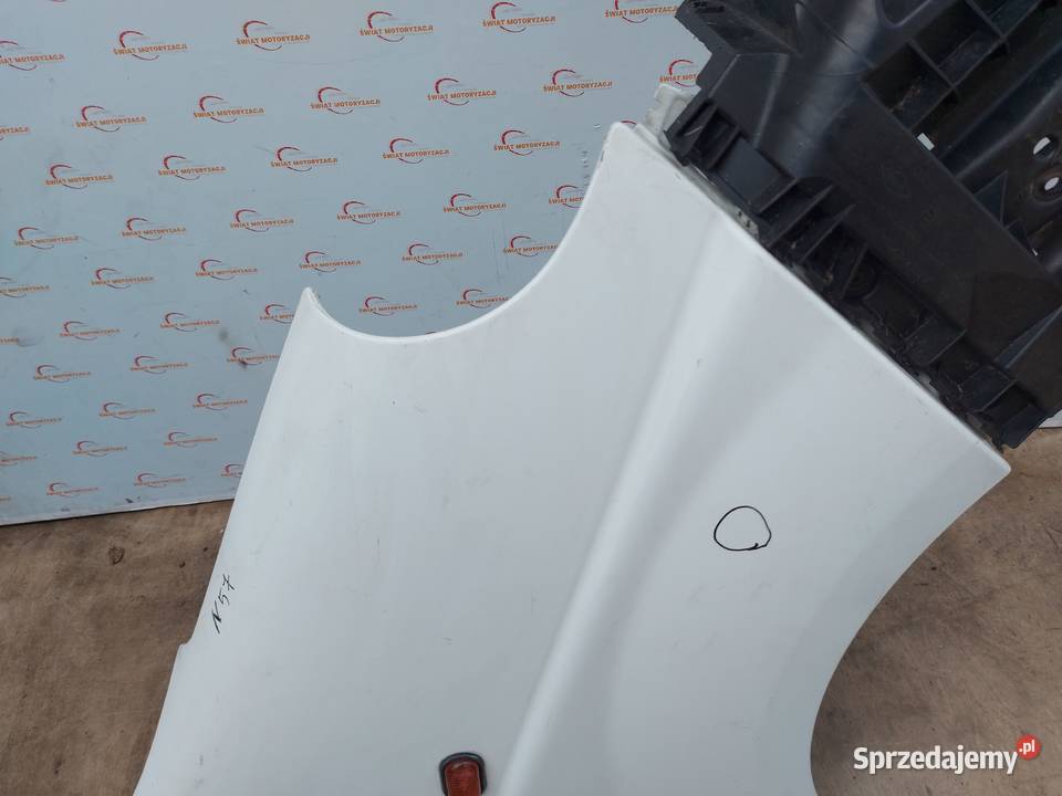 OPEL VIVARO A LIFT 11r błotnik prawy przód 110
