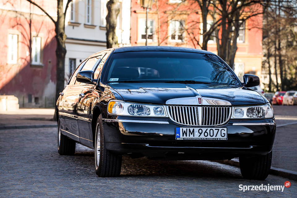 Lincoln Town Car Stretch Limo 100 Inch Gdańsk