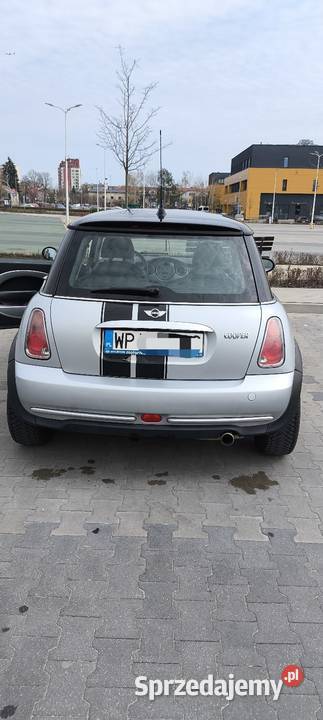 Mini Cooper 2006 16 benzyna automat 151 srebrny Piaseczno