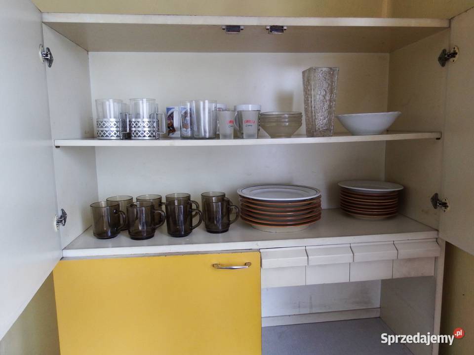 Kredens kuchenny z nadstawką żółty do renowacji